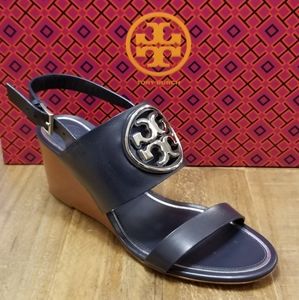 NWT Tory Burch Metal Miller Navy Wedge Sandals Size 8